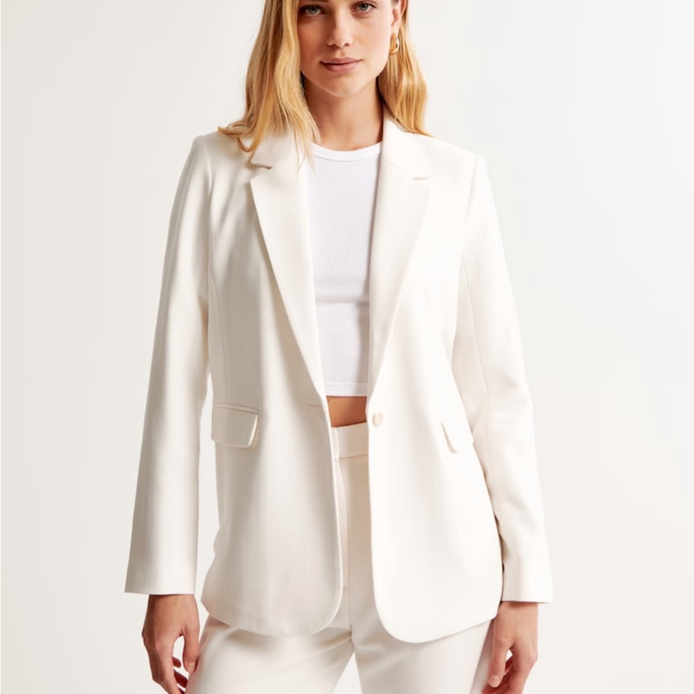 Classic Suiting Blazer